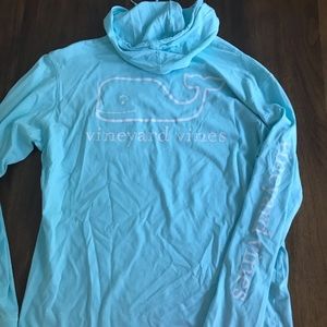Vineyard Vines Tops - Vineyard Vines Men’s long sleeve hooded tee Vineyard Vines Tops - Vineyard Vines Men’s long sleeve hooded tee